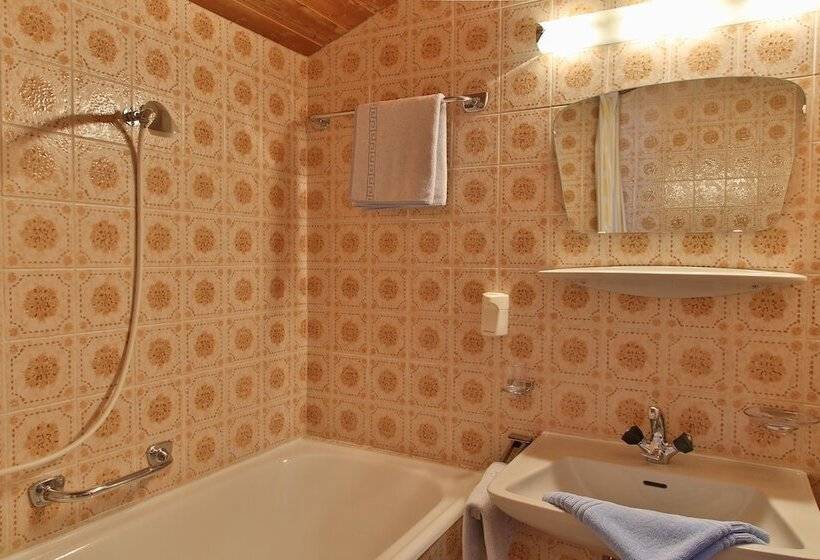 Deluxe Room Mountain View, Pension Neururer