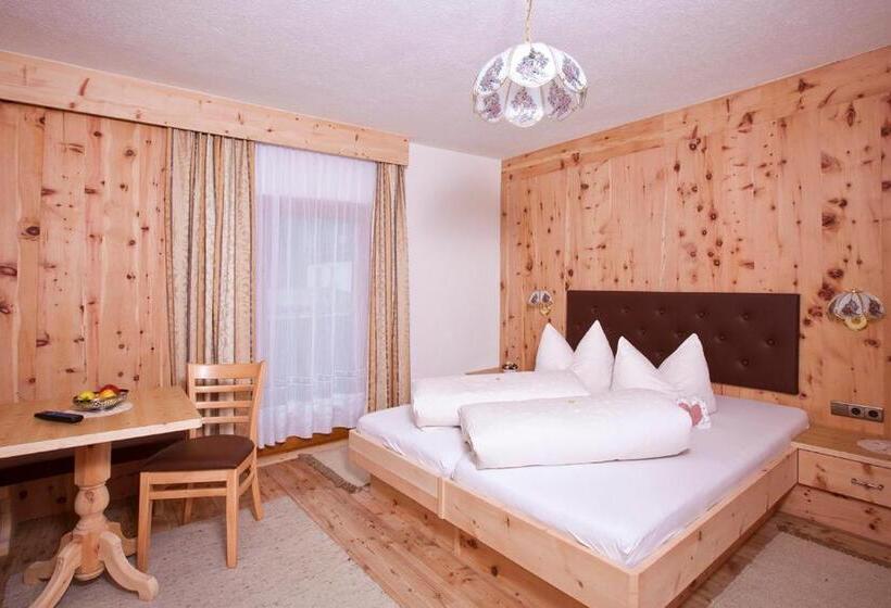 Номер Стандарт с Балконом, Haus Stefan