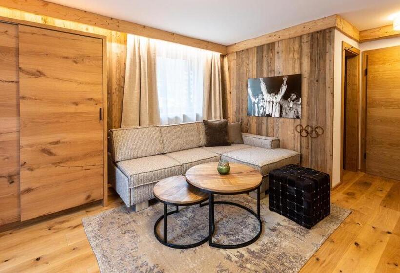 سوییت جونیور, Olympia Relax Hotel Leonhard Stock