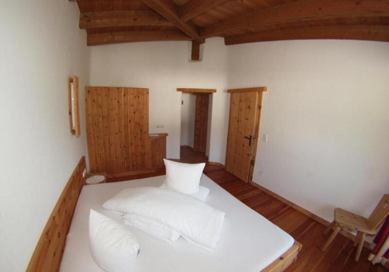Апартаменты 4 Спальни, Kinderbauernhof Leneler