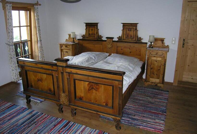 Номер Стандарт, Zirbenhof