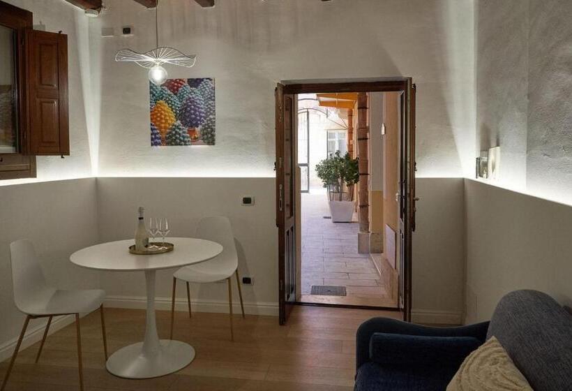 سوییت سوپریور, Residence Cortile Mercè