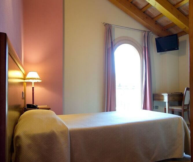 اتاق استاندارد یک نفره, Asolo