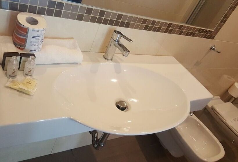 Номер Стандарт Трехместный, Park Hotel Cilento