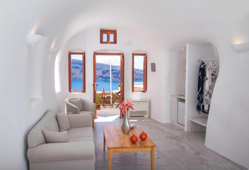 Люкс с гидромассажем, Oia Mare Villas