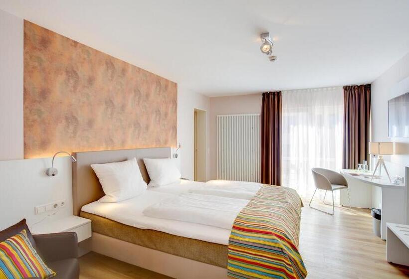Номер Стандарт, Elisabeth Hotel Garni