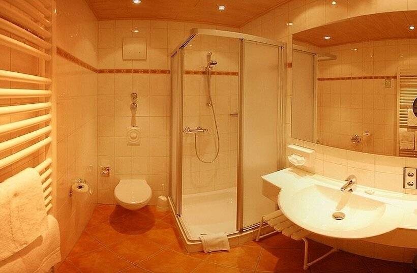 标准间, Haus Wiesengrund