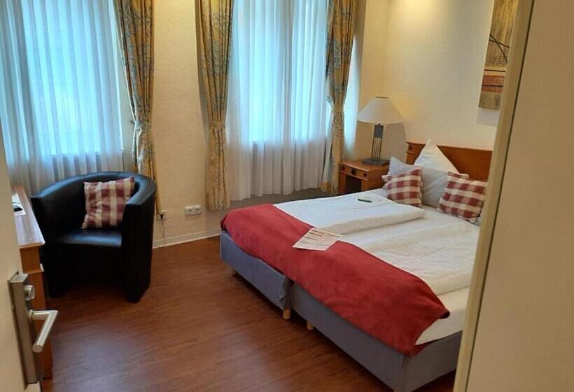 Номер Стандарт, Schlosshotel Domäne Walberberg