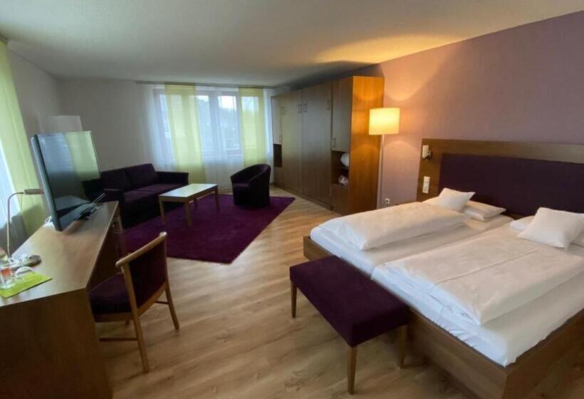 Семейное Студио, Gasthaus Hotel Kranz