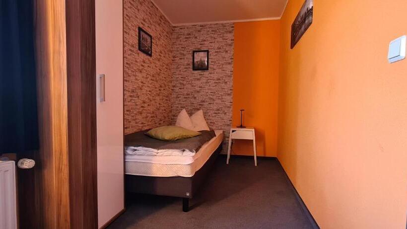 스탠다드 싱글 룸, Harz Hostel