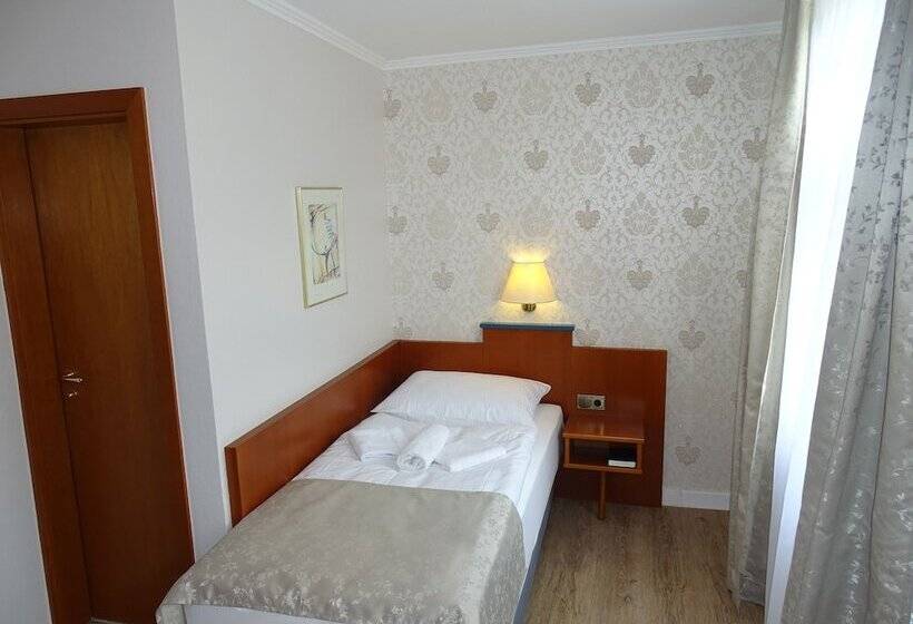 标准单人间, Kolossos Düsseldorf   Neuss