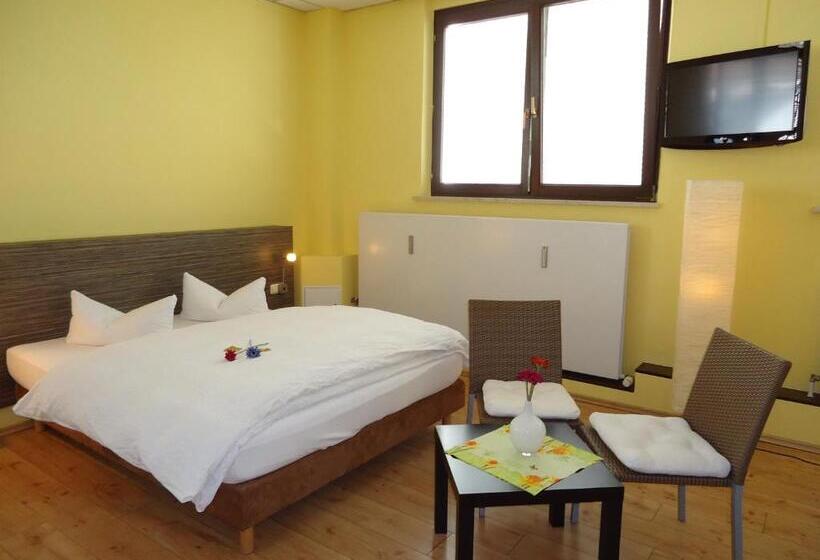 Семейный Номер, Stadthotel Regensburg