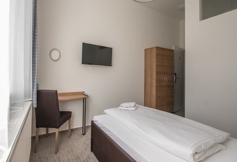 Номер Стандарт Индивидуальный, Boutique Hotel Kronenstuben