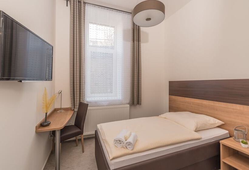 Номер Стандарт Индивидуальный, Boutique Hotel Kronenstuben