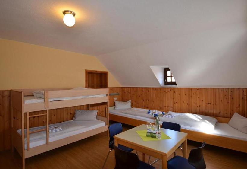 Четырехместный Номер Стандарт, Stiftsberg   Bildungs  Und Freizeitzentrum