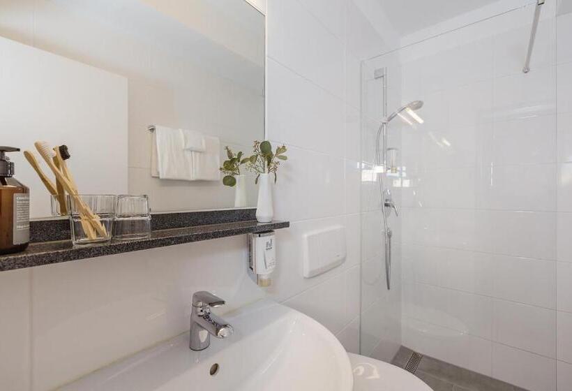 Номер Стандарт, Novum Hotel Bruy