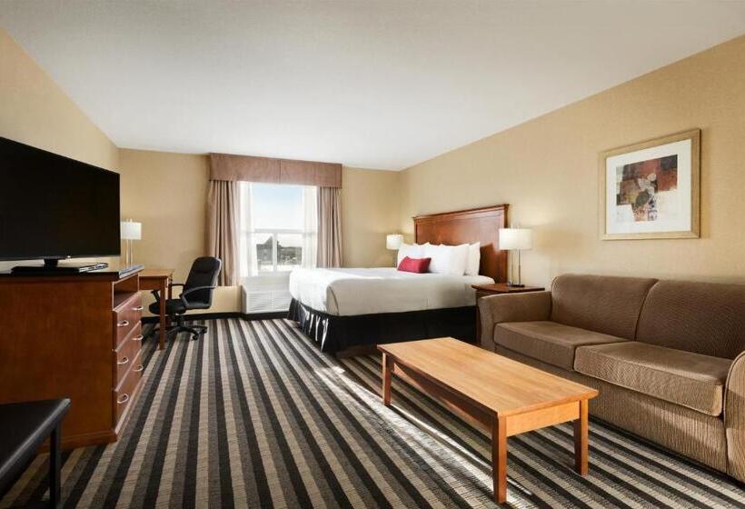 Номер Стандарт Кровать Кинг Адаптированный для Инвалидов, Days Inn & Suites By Wyndham Edmonton Airport