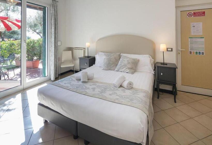 스탠다드 스튜디오, Villa Giada Resort