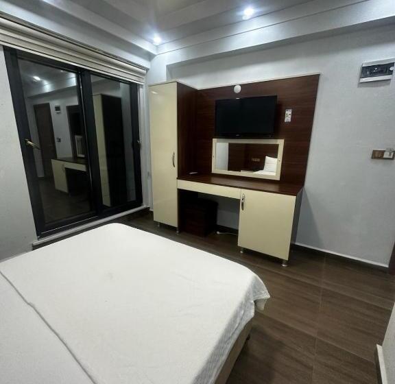 Номер Deluxe, Ada Motel