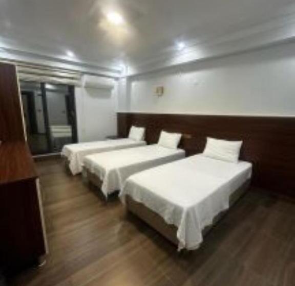 Трехместный Номер Deluxe, Ada Motel