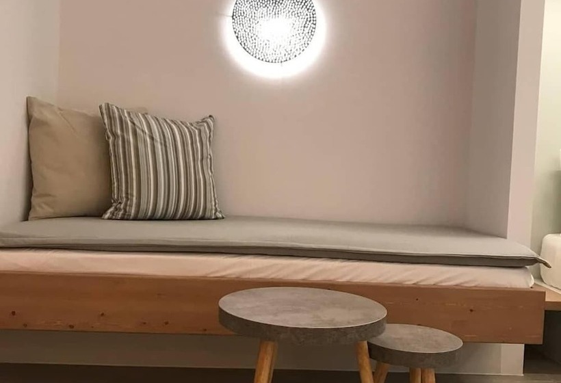 غرفة ديلوكس ثلاثية, Drimoni Boutique