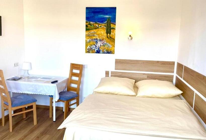 Номер Стандарт, I Motel
