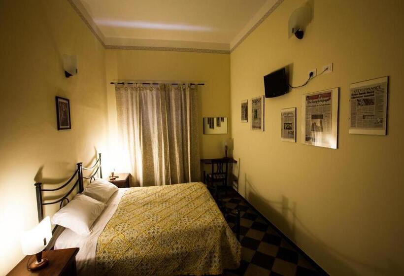 Номер Стандарт, Camere Del Re