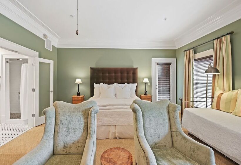 스위트 도시 전망, The James Madison Inn