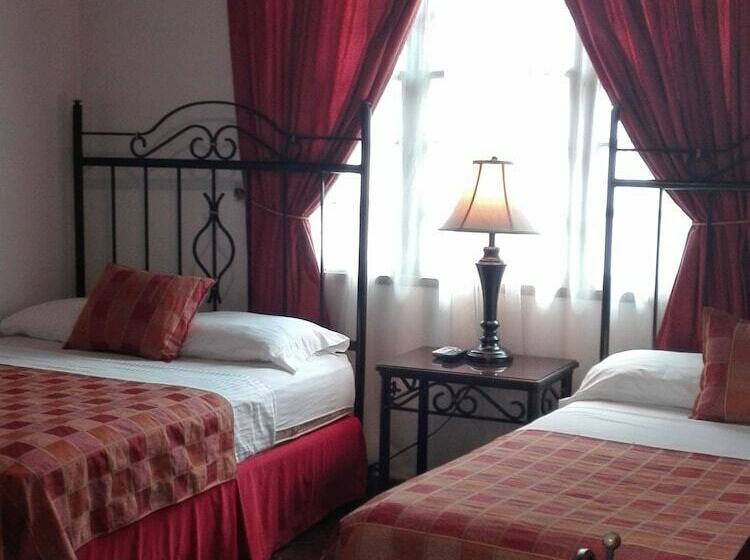 اتاق خانوادگی با چشم‌انداز باغ, Casa Colonial Bed And Breakfast