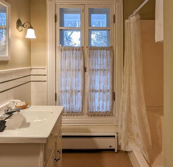 Номер Стандарт, Hudson Manor Bed & Breakfast