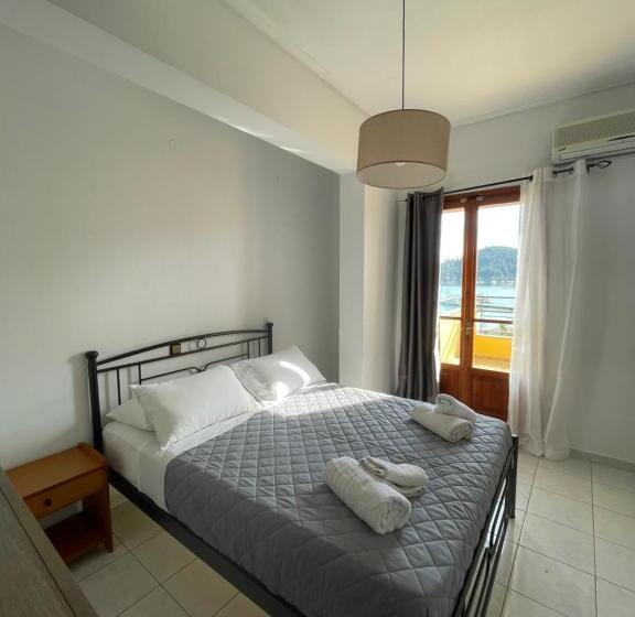 景色の見えるスタンダード４人部屋, Oscar Hotel Lefkada