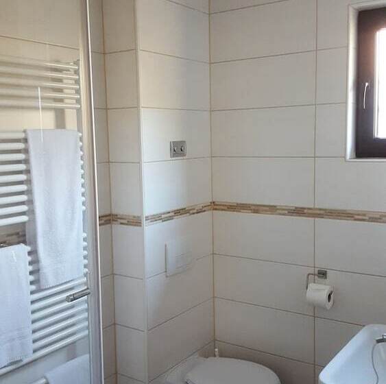 Номер Стандарт, Landgasthof Baumhof Tenne