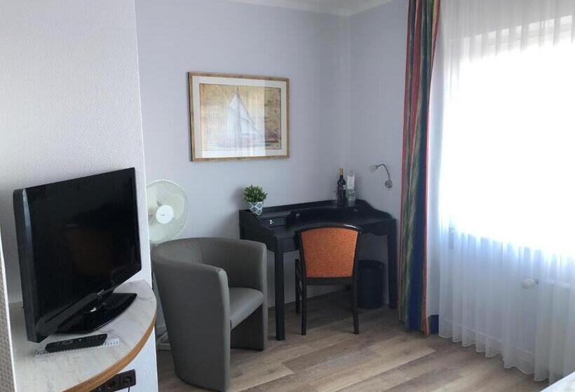 Номер Стандарт Индивидуальный, Marc5 Hotel Cadenberge