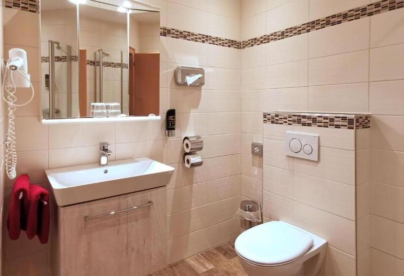 Номер Стандарт, Gasthof Zur Post