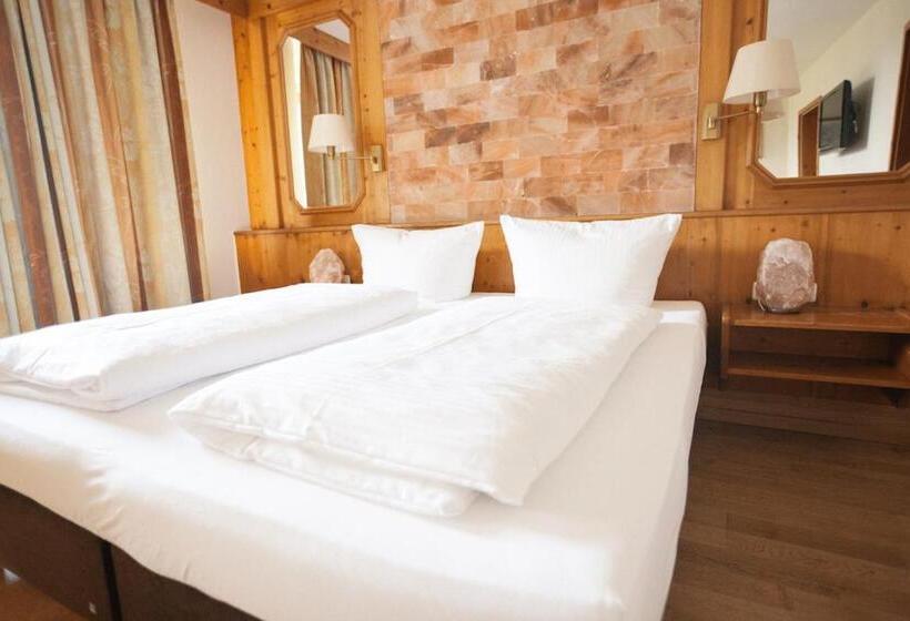 Номер Deluxe Вид на Озеро, Rothenfels Hotel & Panorama Restaurant