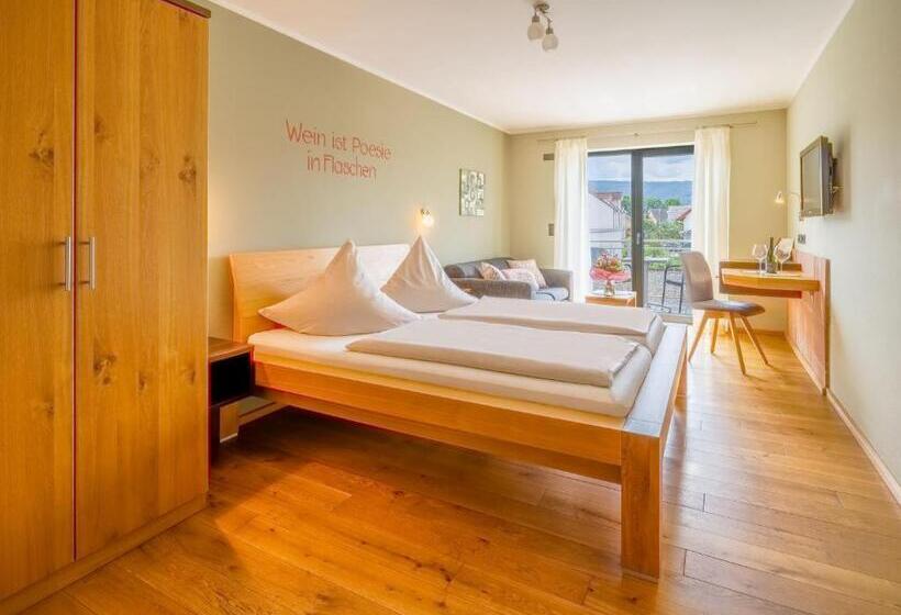 Номер Стандарт с Балконом, Main Vinotel Weingut Helmstetter