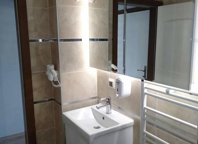 Номер Стандарт Трехместный, Kb Apart Otel
