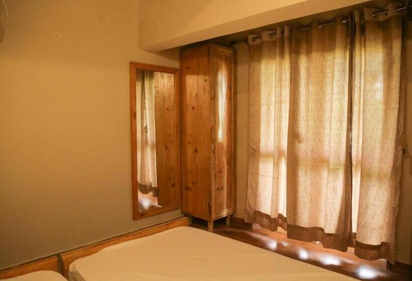 이코노미 룸, Osho Himalayas Wellness Resort