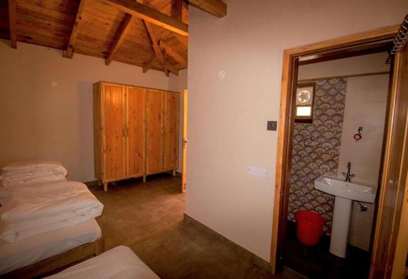 공동 객실, Osho Himalayas Wellness Resort