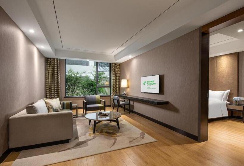 스위트, Holiday Inn Hangzhou Chaoshan, An Ihg