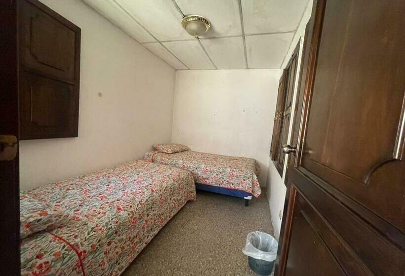 اتاق استاندارد, Esperanza Hostel