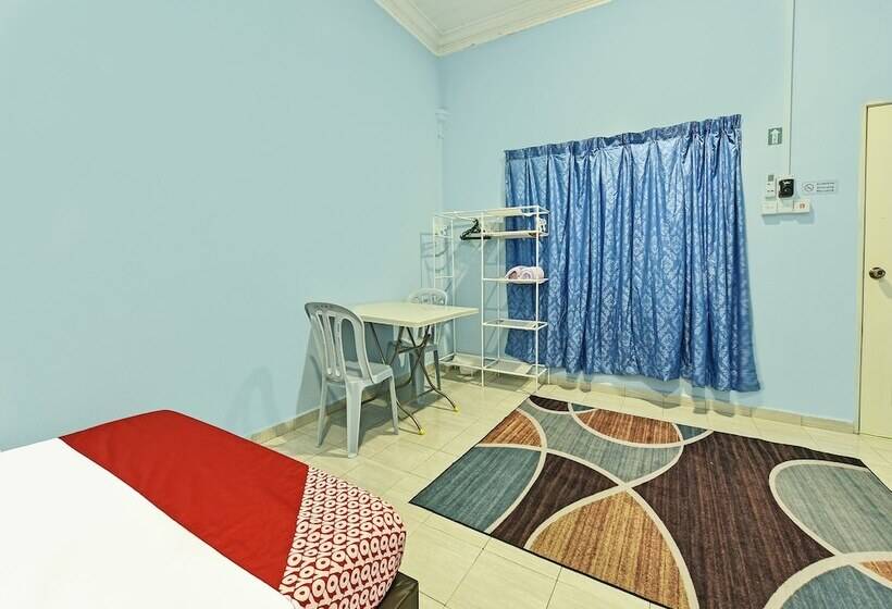 Номер Стандарт Трехместный, Oyo 90551 Zn Mix Homestay & Roomstay