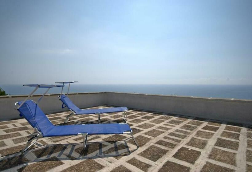 Апартаменты 1 Спальня с Террасой, Trullo Mediterraneo  Santa Maria Di Leuca
