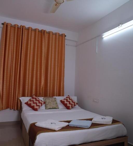 Четырехместный Номер Стандарт, Norwegian Homes Guest House  Munnar