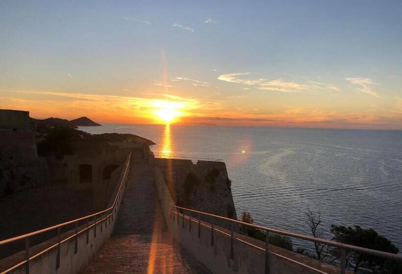 Номер Стандарт, Bed And Coffee Rooms Portoferraio