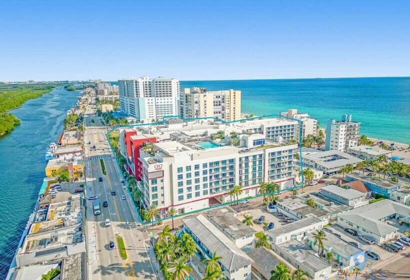 منزل غرفة نوم واحدة, Rooftop Pool   Hot Tub   Hollywood Beach Broad   Walk