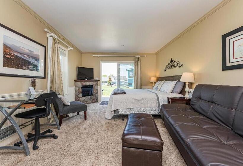 스탠다드 룸 킹사이즈 침대, Juan De Fuca Cottages