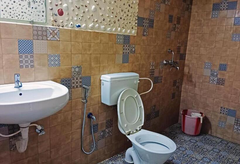 Трехместный Номер Deluxe, Staymaker 7th Heaven Holiday Resort