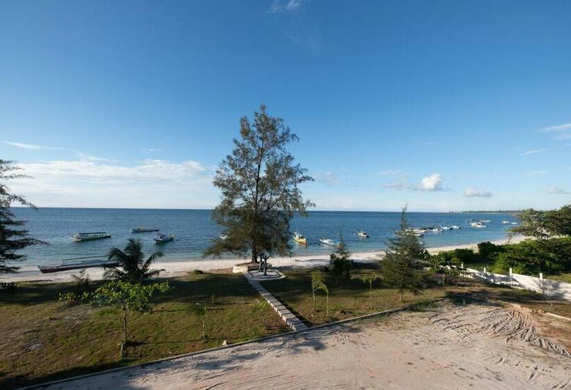 デラックスルーム, Kelayang Beach