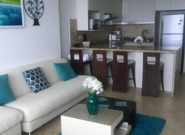 Апартаменты 2 Спальни, Grand Diamond Beach Lujoso Departamento Frente Al Mar